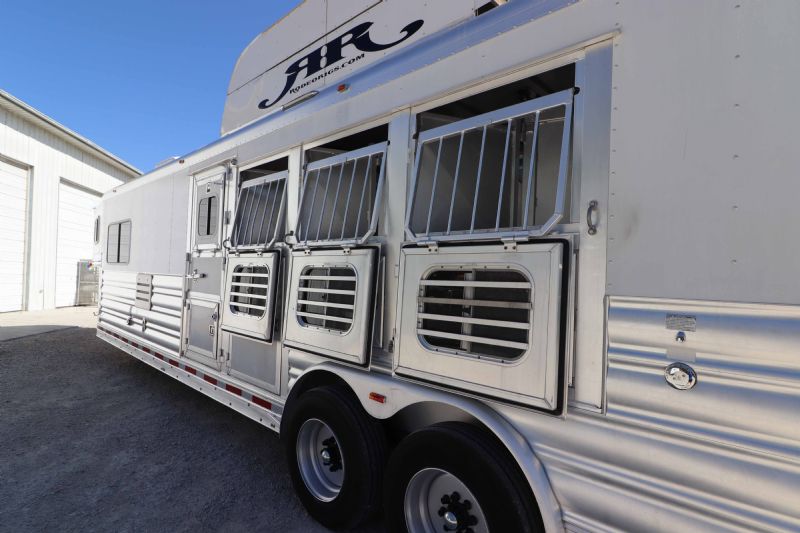 Used Horse Trailers for Sale
