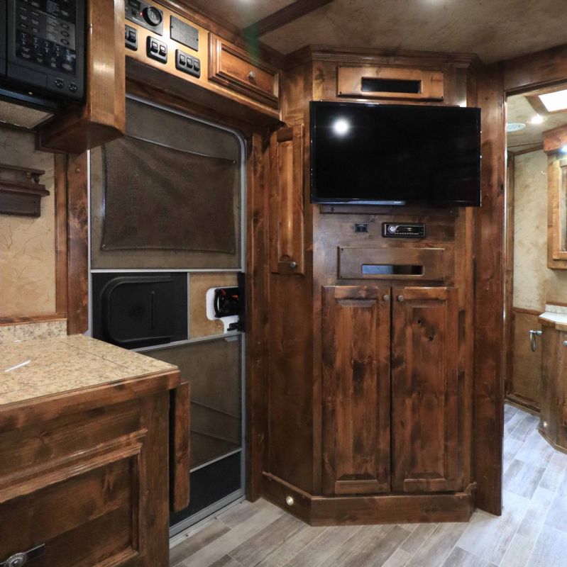 Used Horse Trailers for Sale
