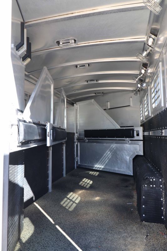 Used Horse Trailers for Sale